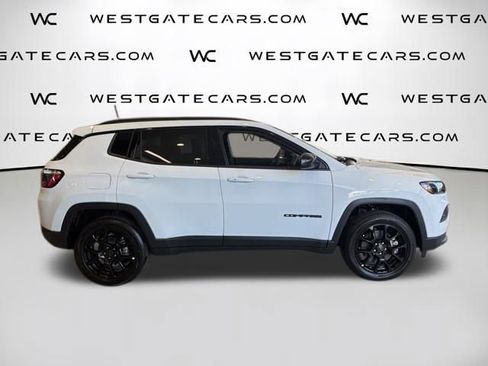 New 2026 Jeep Compass Latitude image 5