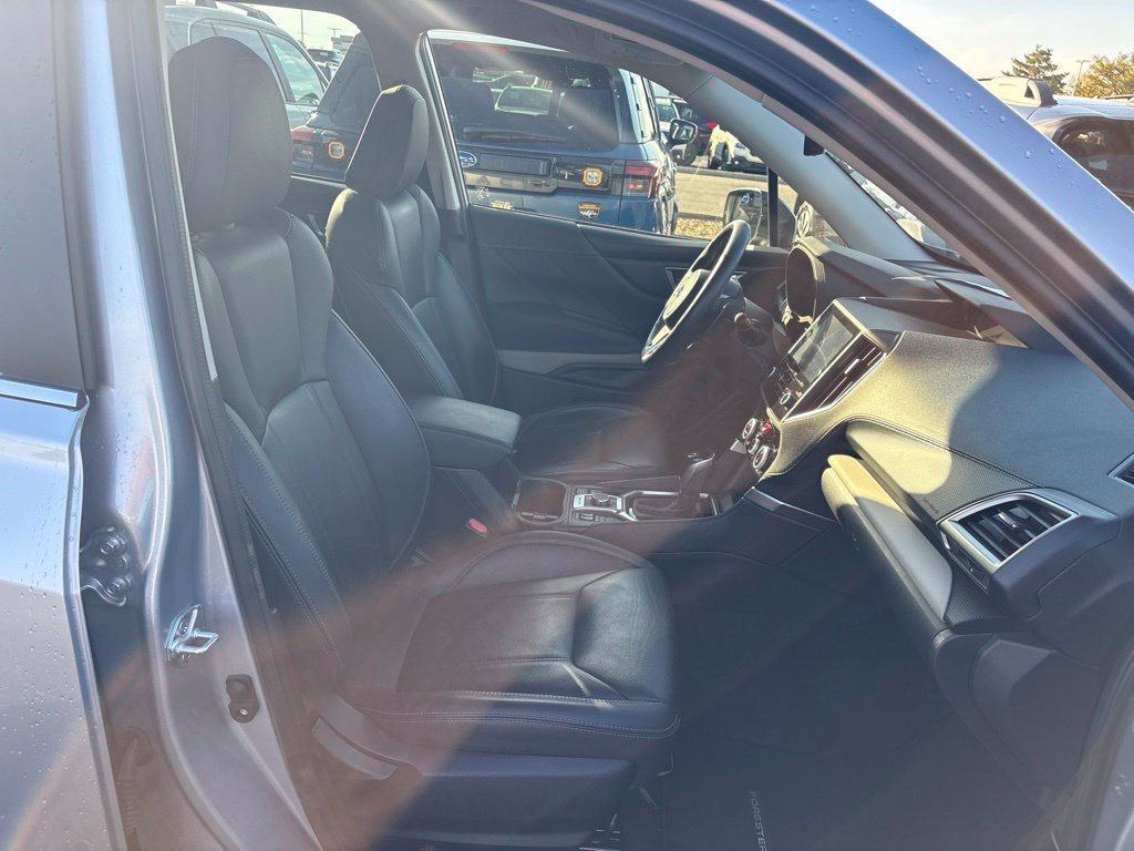 Used 2023 Subaru Forester Limited AWD/4WD image 9