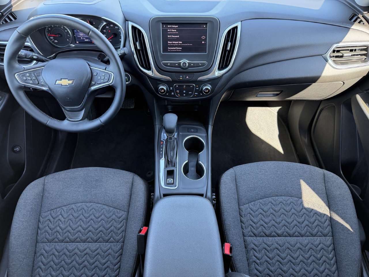 Certified 2024 Chevrolet Equinox LT FWD image 10
