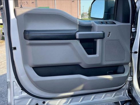 Used 2019 Ford F150 XLT w/ Equipment Group 302A Luxury image 21