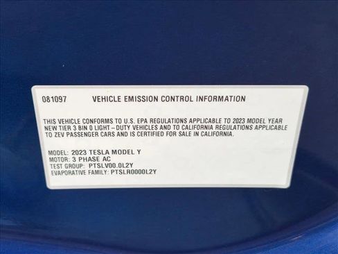 Used 2023 Tesla Model Y Long Range AWD/4WD image 25
