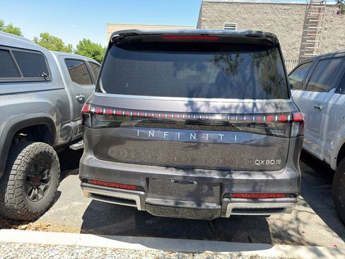 Used 2025 INFINITI QX80 Pure AWD/4WD image 5