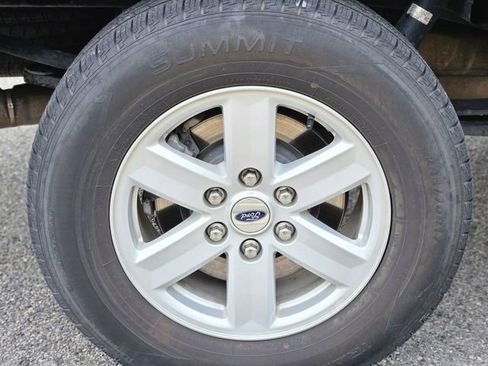 Used 2023 Ford F150 XLT RWD image 10