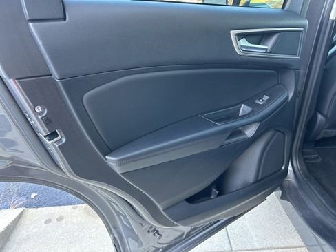 Used 2024 Ford Edge SEL image 22