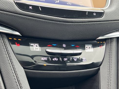 Used 2023 Cadillac XT5 Premium Luxury image 21