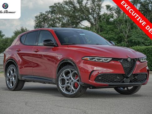 New 2025 Alfa Romeo Tonale w/ Premium Package image 1