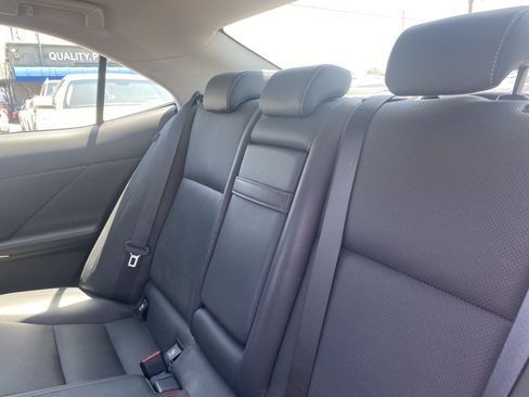 Used 2016 Lexus IS 200t RWD image 19