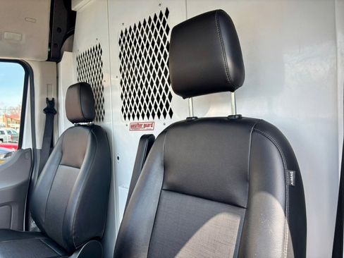 Used 2023 Ford Transit 250 148 High Roof Extended image 15