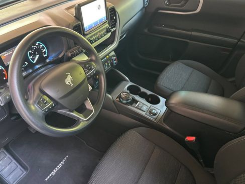 Used 2022 Ford Bronco Sport AWD/4WD image 10