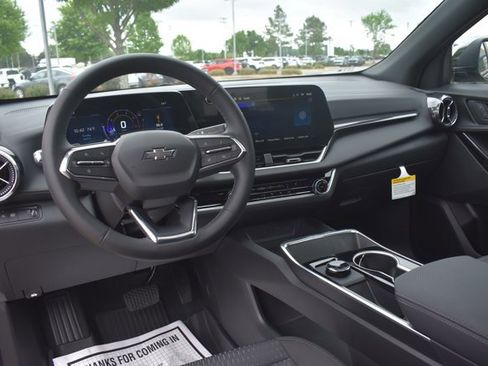 New 2026 Chevrolet Equinox LT w/ Midnight Edition image 18