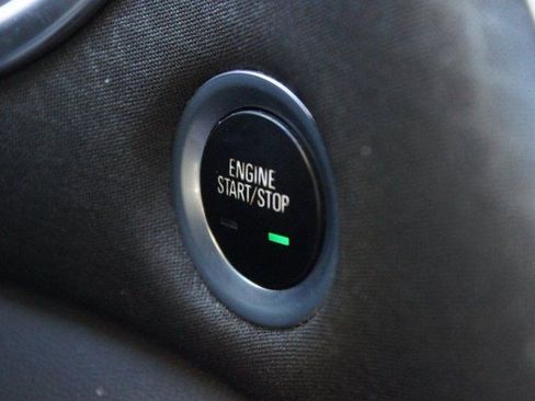 Used 2019 Chevrolet Malibu LT image 8