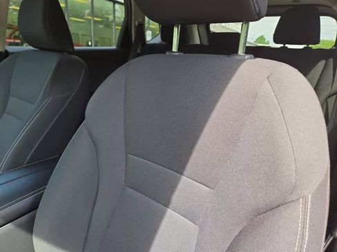 Used 2023 Nissan Rogue S AWD/4WD image 18