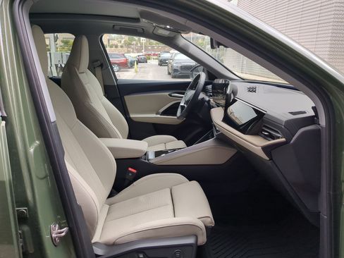 Used 2025 Audi Q5 Premium Plus w/ Premium Plus AWD/4WD image 32