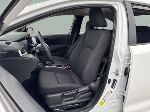 Certified 2024 Toyota Corolla LE image 28