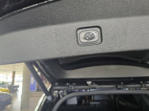 Used 2018 Ford Explorer Limited AWD/4WD image 40