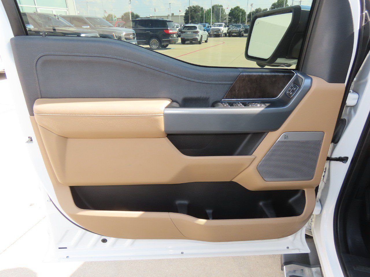 Used 2021 Ford F150 Lariat w/ Equipment Group 502A High AWD/4WD image 25