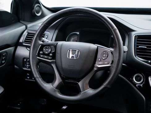 Certified 2024 Honda Passport Black Edition image 12