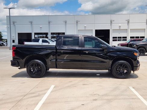 Used 2024 Chevrolet Silverado 1500 Custom w/ LPO, Dark Essentials Package RWD image 7
