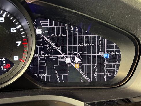 Used 2022 Porsche Cayenne Platinum Edition image 24