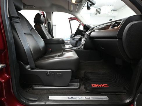 Used 2014 GMC Sierra 2500 Denali w/ Snow Plow Prep Package AWD/4WD image 47
