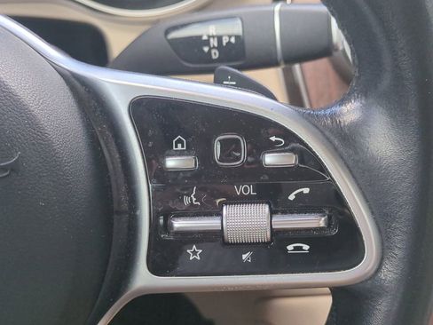 Used 2022 Mercedes-Benz GLC 300 4MATIC image 28