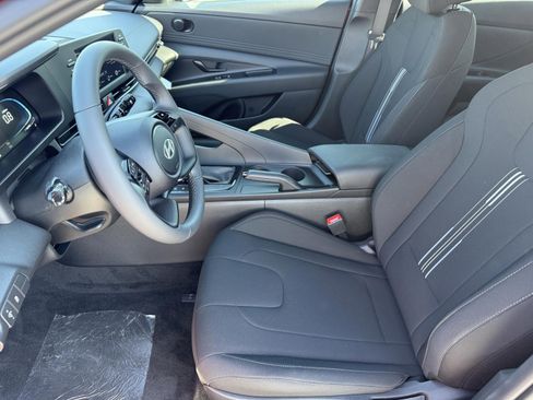 New 2025 Hyundai Elantra Sport image 19