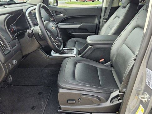 Used 2022 Chevrolet Colorado LT w/ Luxury Package image 9