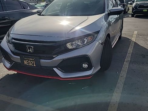 Used 2019 Honda Civic EX image 2