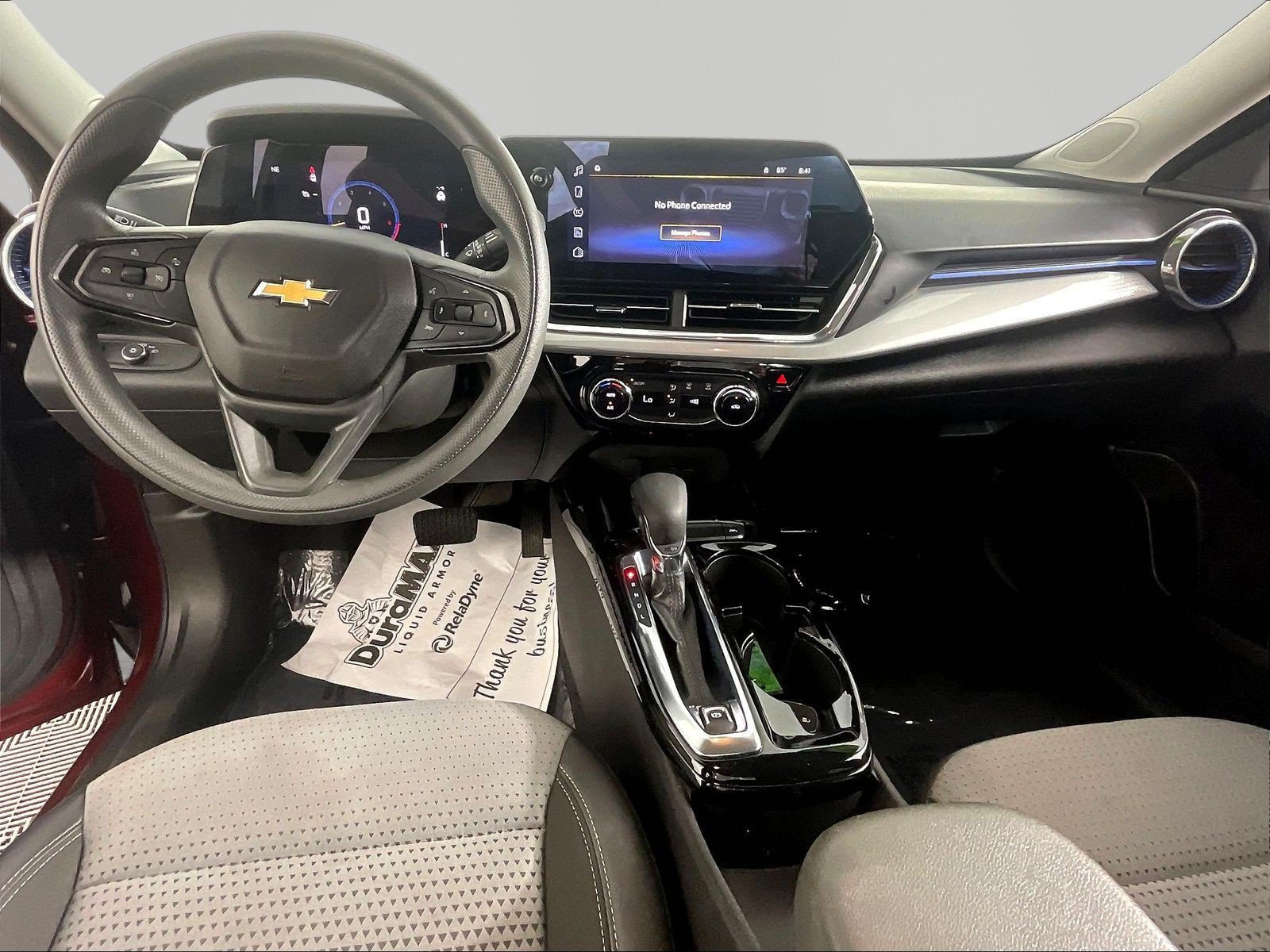 Used 2025 Chevrolet Trax LT FWD image 7