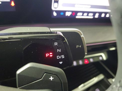 New 2026 Audi Q3 quattro 2.0T AWD/4WD image 32