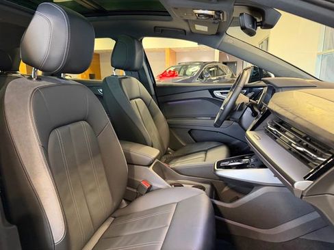 Used 2024 Audi Q4 e-tron Prestige w/ Black Optic Package image 24