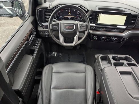 Used 2024 GMC Sierra 1500 SLT image 16
