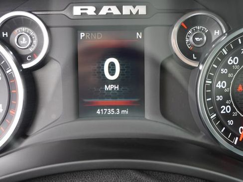 Certified 2024 RAM 2500 Tradesman w/ Chrome Appearance Group AWD/4WD image 34