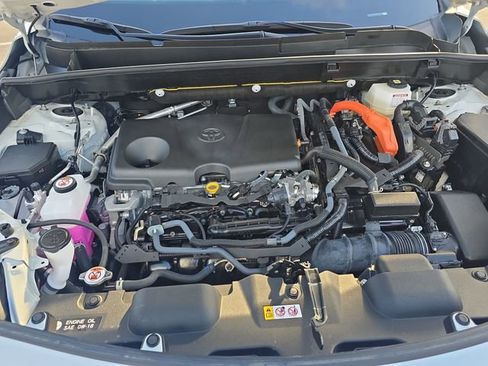 Used 2024 Toyota Venza Limited image 31