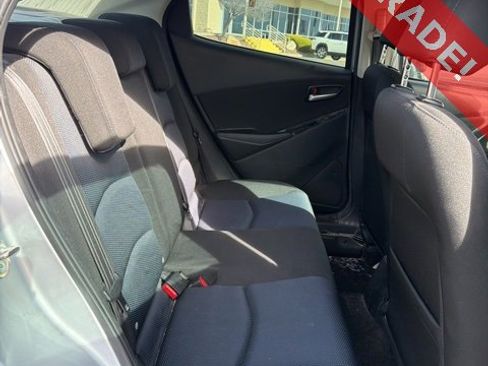 Used 2018 Toyota Yaris iA image 10
