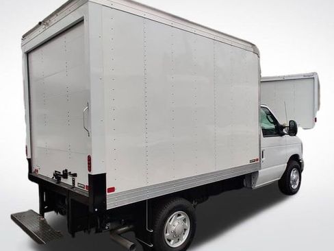 New 2025 Ford E-350 and Econoline 350 Super Duty w/ Power Equipment Group image 5