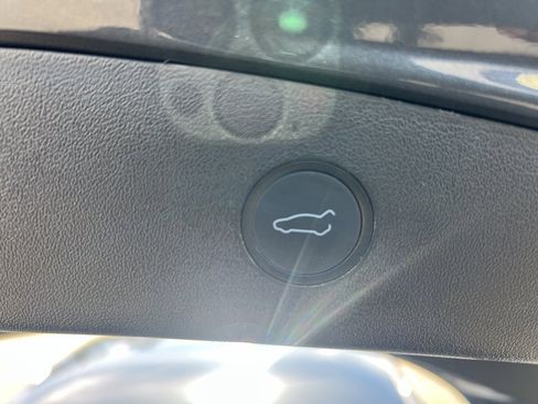 Used 2022 Tesla Model 3 Long Range image 32