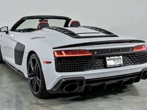 Used 2020 Audi R8 V10 performance image 10