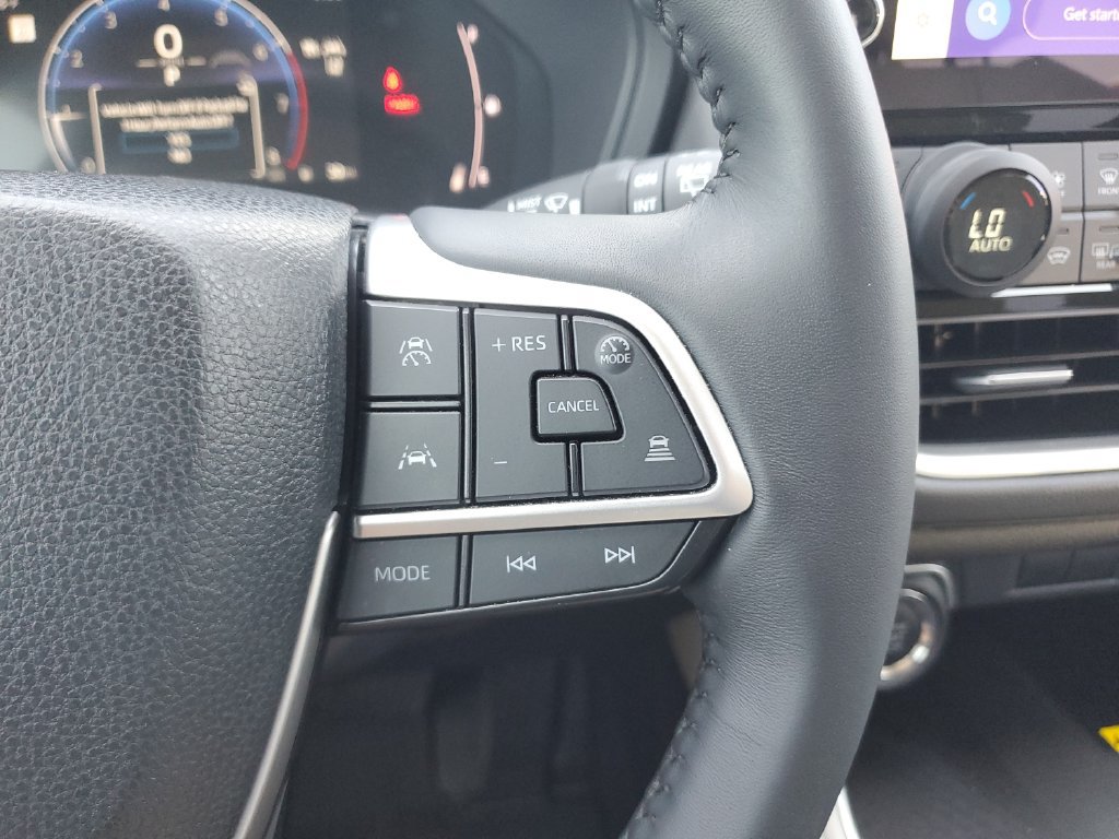 Certified 2025 Toyota Grand Highlander FWD image 20