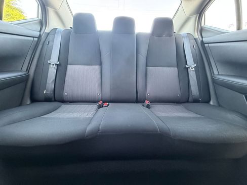 Used 2025 Nissan Sentra SV image 36