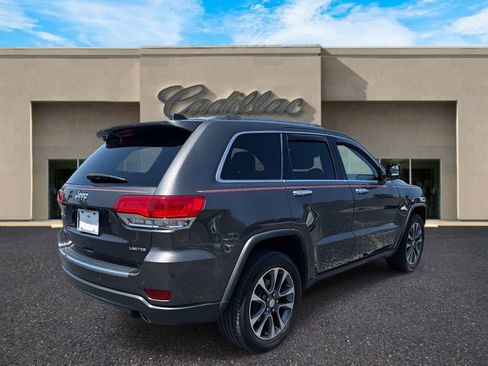 Used 2018 Jeep Grand Cherokee Limited image 3