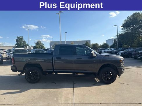 Used 2026 RAM 2500 Big Horn AWD/4WD image 4