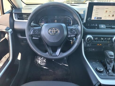 Certified 2023 Toyota RAV4 LE AWD/4WD image 14