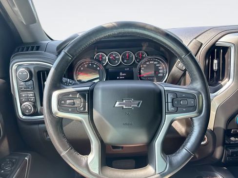Used 2021 Chevrolet Silverado 1500 LT Trail Boss w/ Convenience Package II AWD/4WD image 14