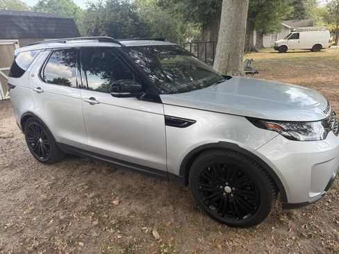 Used 2017 Land Rover Discovery HSE Luxury AWD/4WD image 5