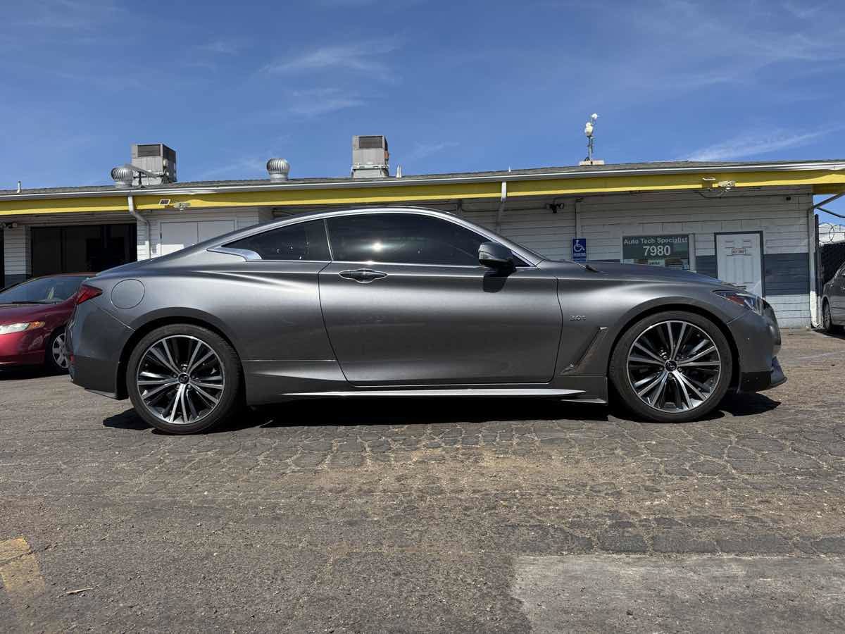 Used 2020 INFINITI Q60 3.0t Luxe RWD image 5