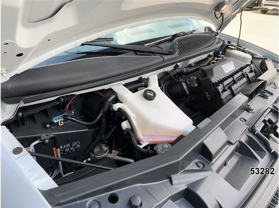 Used 2020 Chevrolet Express 2500 RWD image 17