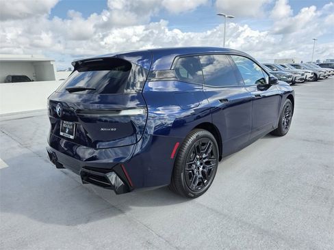 New 2026 BMW iX xDrive60 w/ M Sport Package image 4