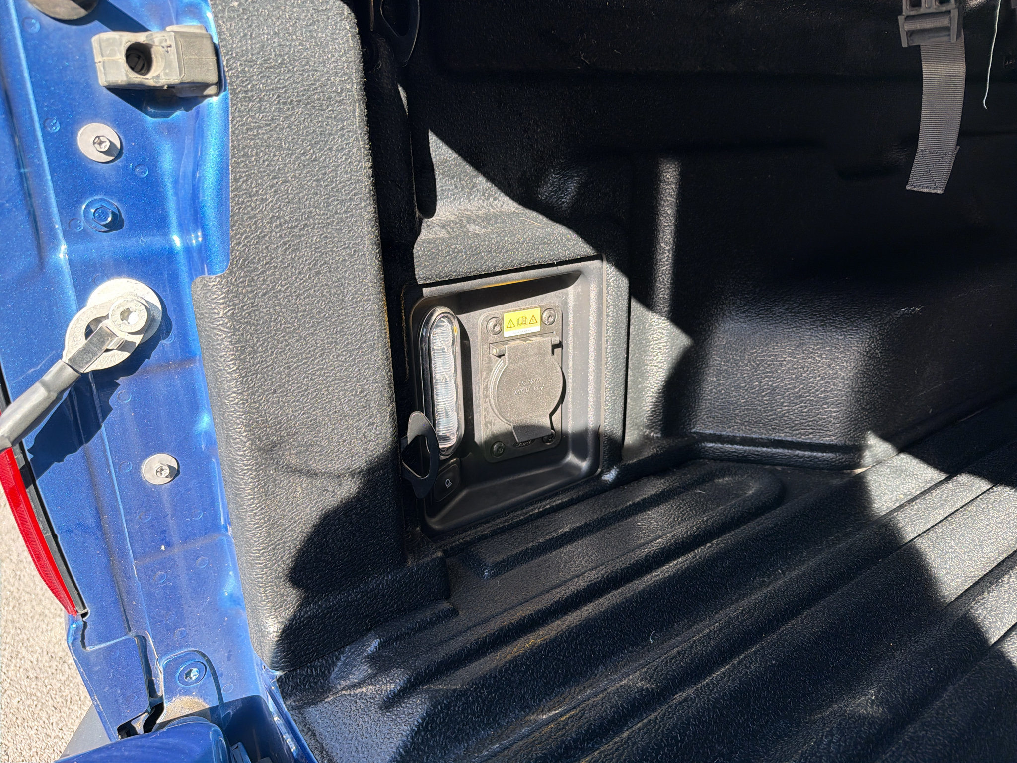 Used 2024 Ford Maverick XLT AWD/4WD image 31