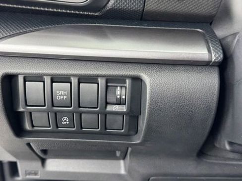 Used 2024 Subaru Forester Premium image 34